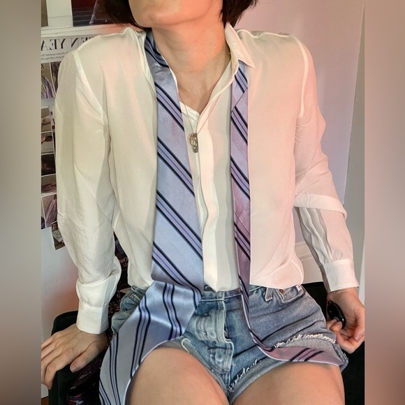 SILK and Polyester Periwinkle Vintage Men’s Tie - Picture 3 of 6